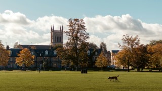 Univeristy of Cambridge taken by Jakub Pabis on Unsplash