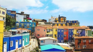 Brightly colored buildings in Valparaíso, Chile
